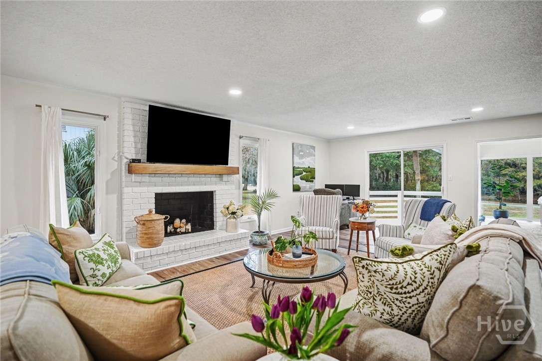 38 Wiley Bottom Road Savannah, GA 31411 - Photo 5 of 43