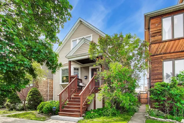$3,600 | 4911 West Grace Street, Chicago, IL 60641