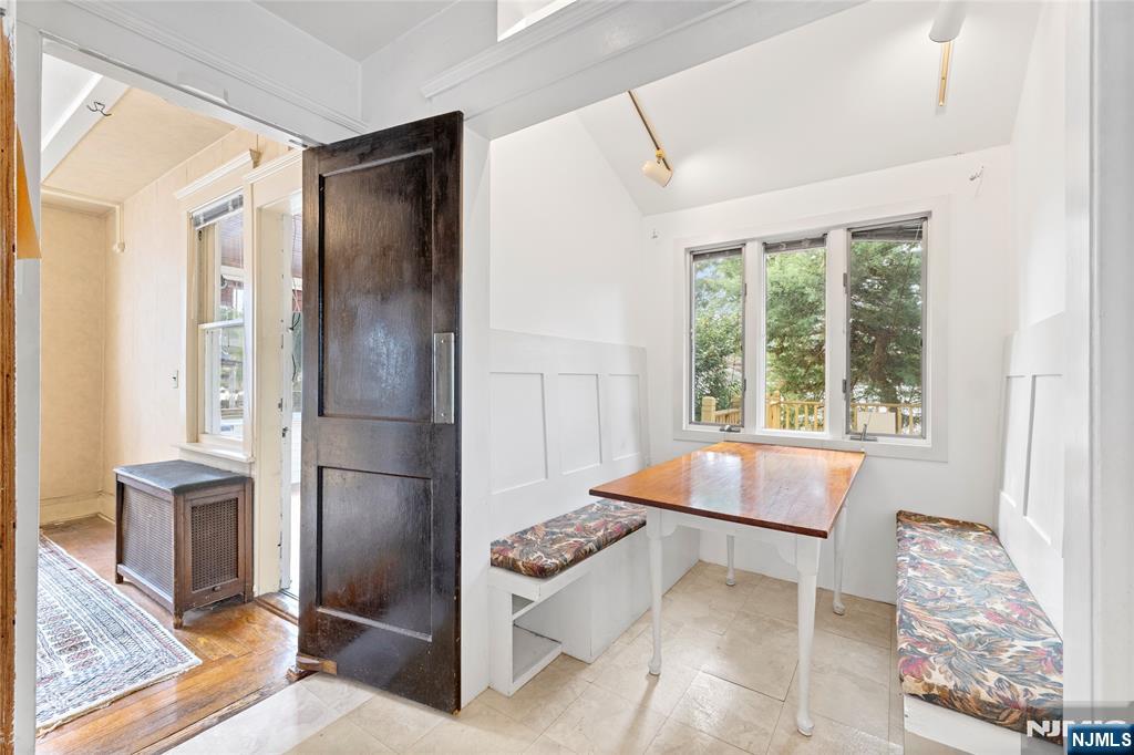 363 Kaplan Avenue Hackensack, NJ 07601 - Photo 14 of 31