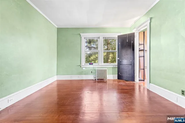 $399,999 | 363 Kaplan Avenue, Hackensack, NJ 07601