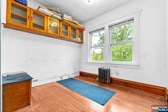 $399,999 | 363 Kaplan Avenue, Hackensack, NJ 07601