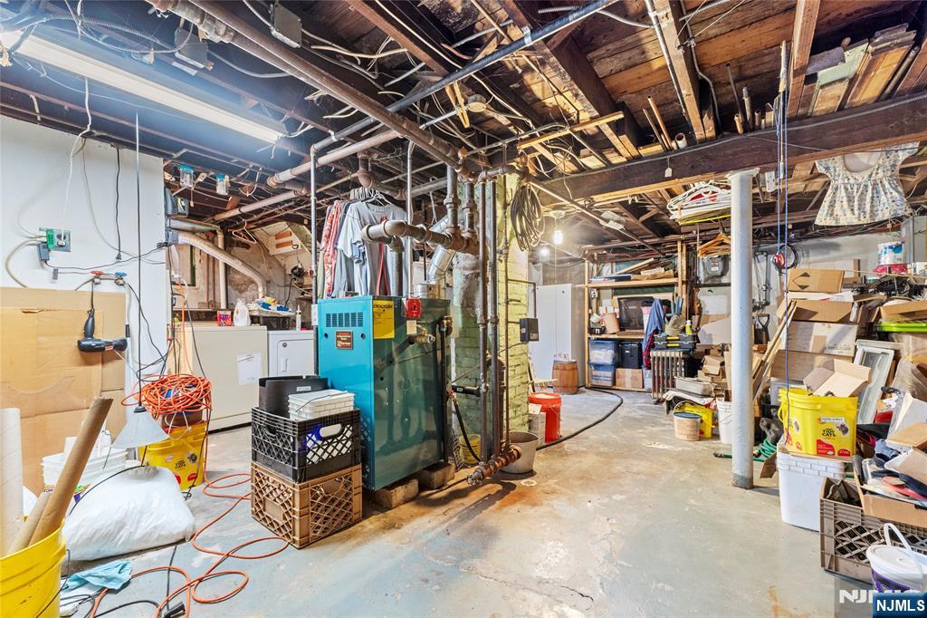 363 Kaplan Avenue Hackensack, NJ 07601 - Photo 26 of 31