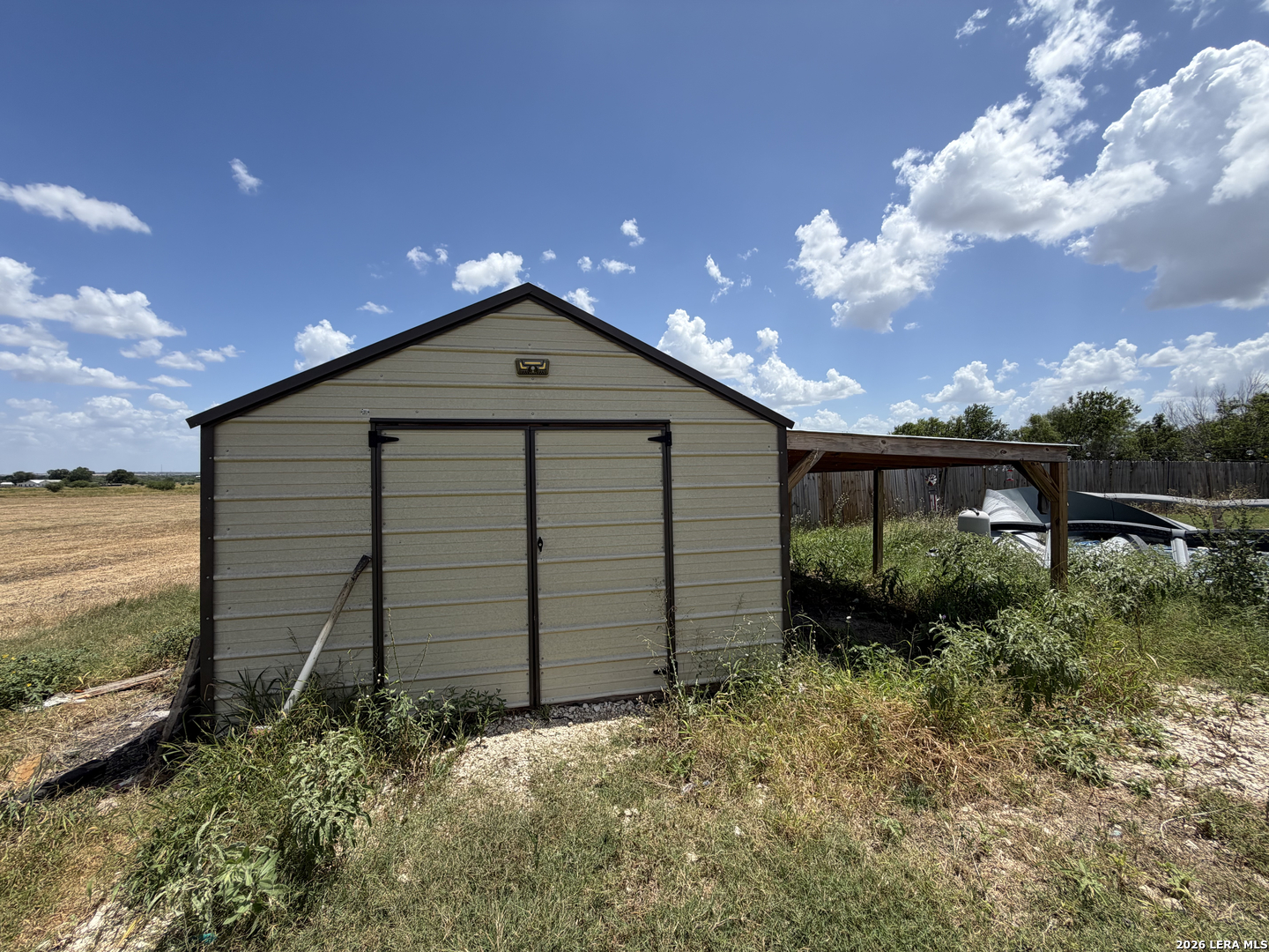 7002 County Road 4514 Devine, TX 78016 - Photo 19 of 24
