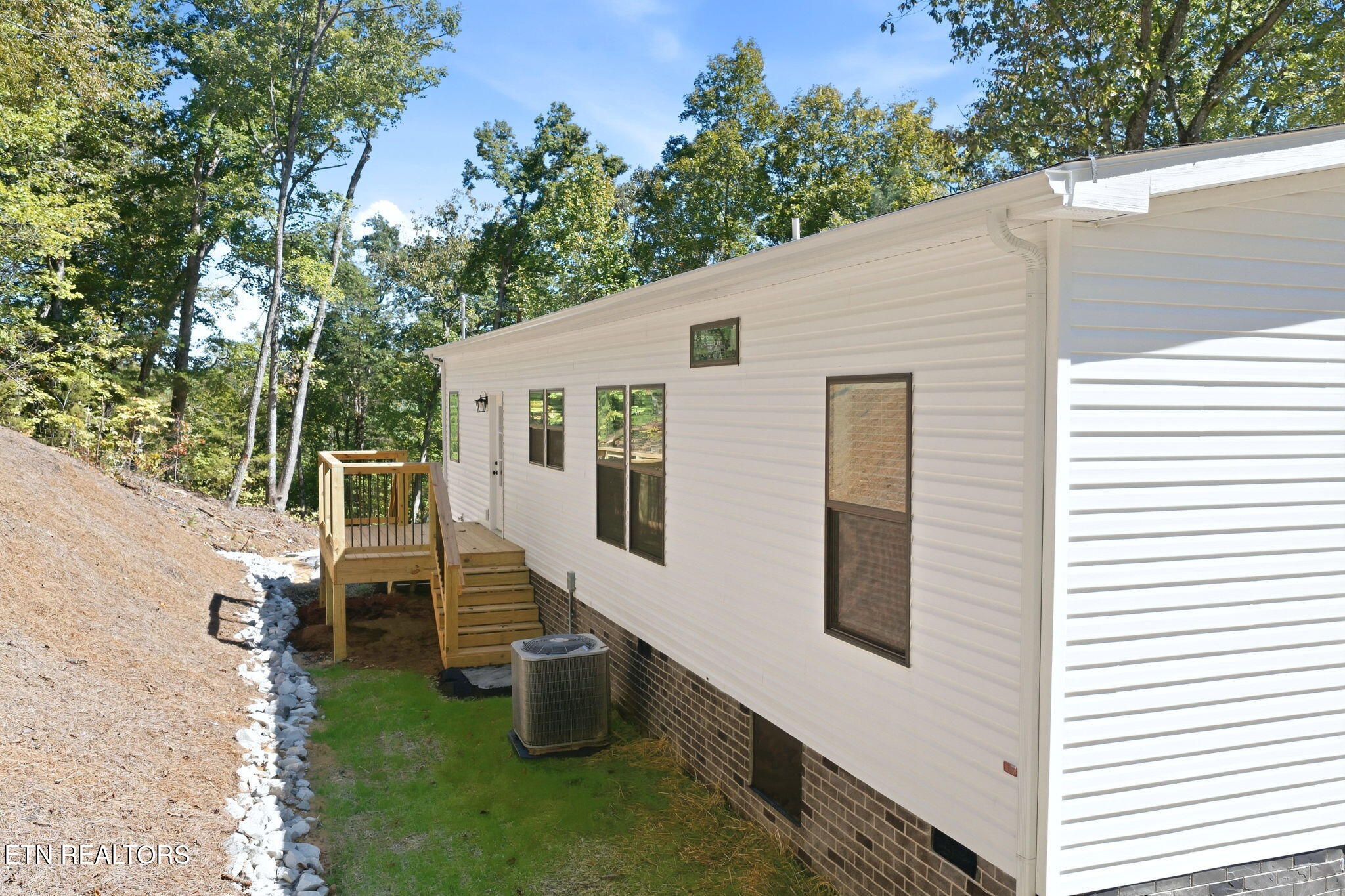 193 Nolan Lane Heiskell, TN 37754 - Photo 26 of 26 30-web-or-mls-DJI_20260925140859_0166_D