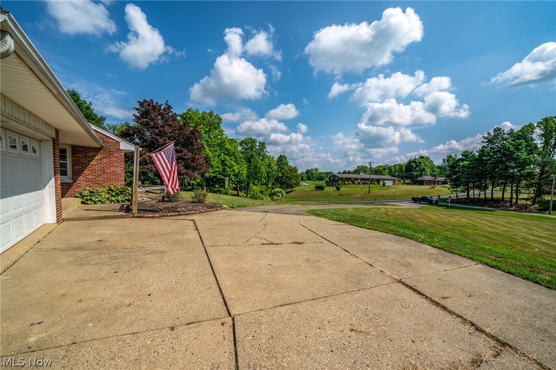 22379 Buck Road Alliance, OH 44601 - Photo 12 of 34 Gallery Image 12