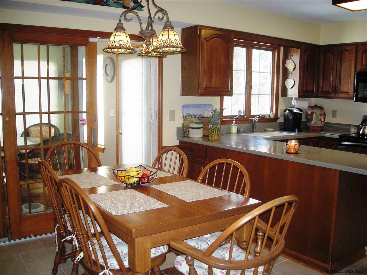 228 Spring Road Glenville, NY 12302 - Photo 6 of 25 Photo 6