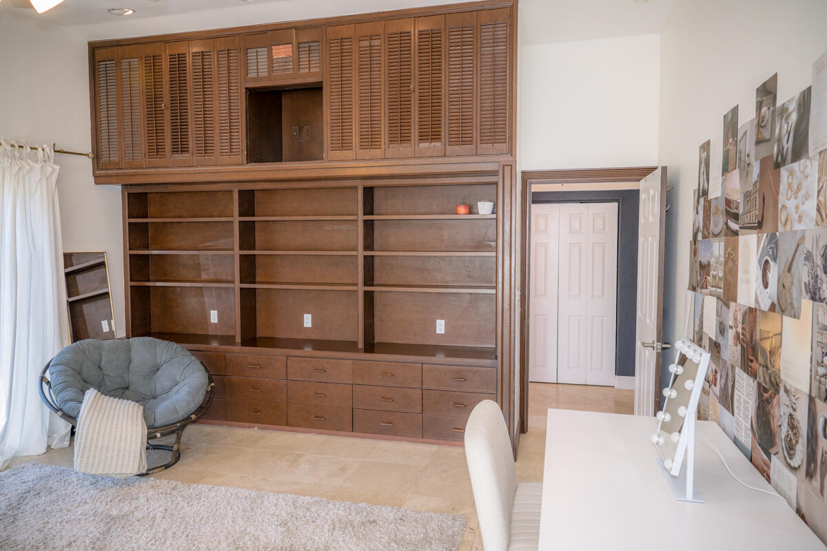 464 Lime Drive Key Largo, FL 33037 - Photo 52 of 96 a living room with furniture and a flat screen tv