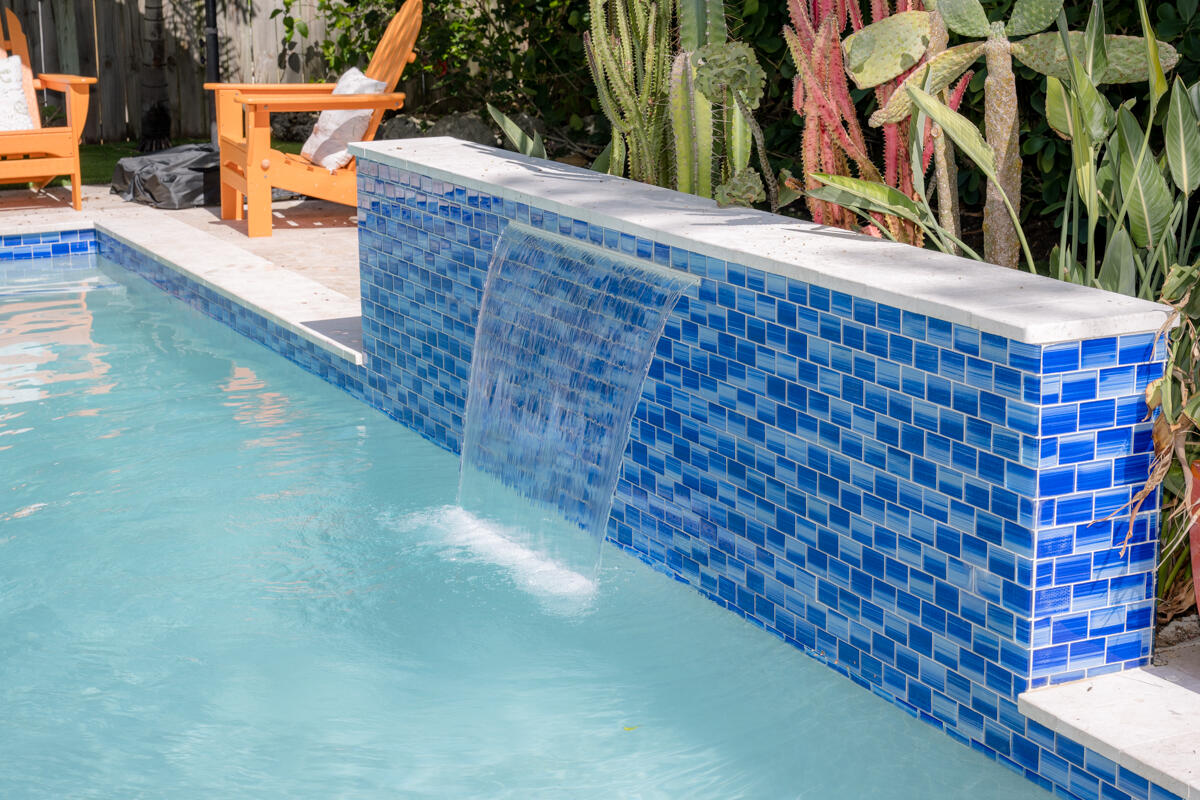 464 Lime Drive Key Largo, FL 33037 - Photo 73 of 96 Pool Water Feature