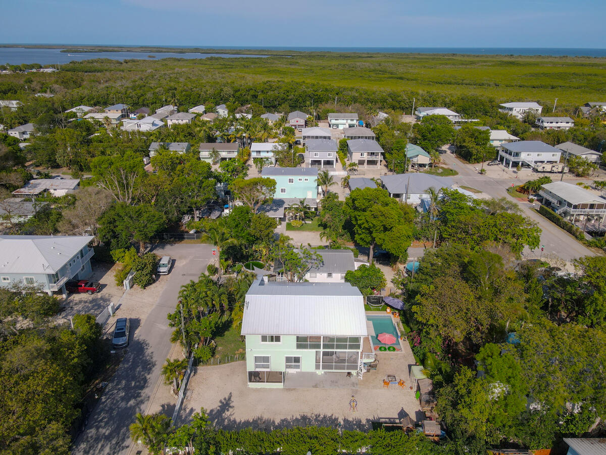 464 Lime Drive Key Largo, FL 33037 - Photo 93 of 96 an aerial view of residential building with outdoor space