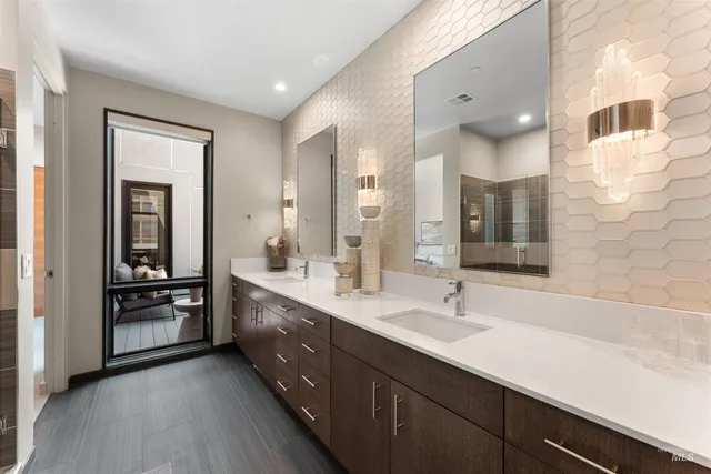 $1,850,000 | 119 South 10th Street, Unit 605, Boise, ID 83702