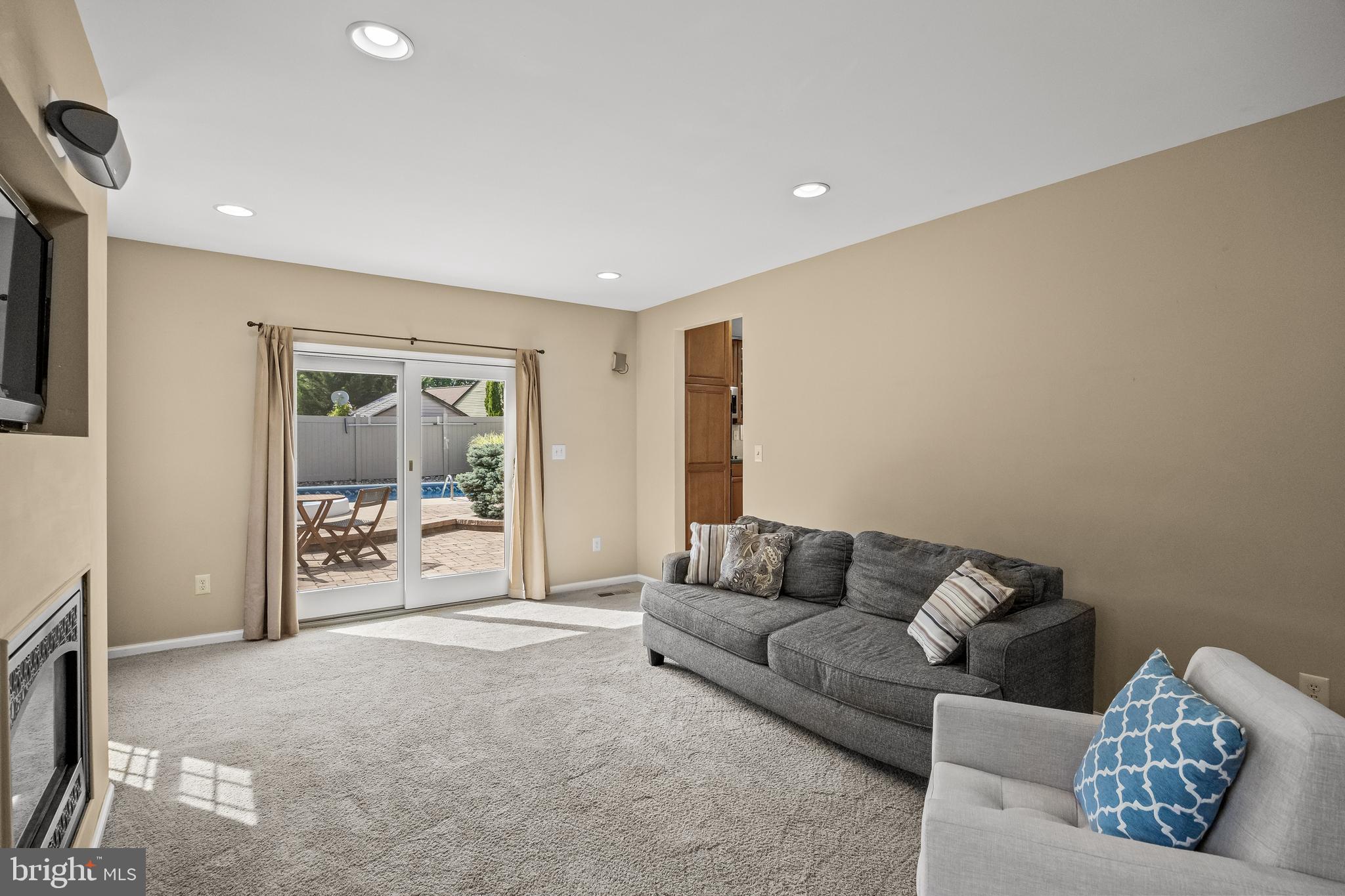 4 Meadowrue Drive Mount Laurel, NJ 08054 - Photo 21 of 52 Family Room