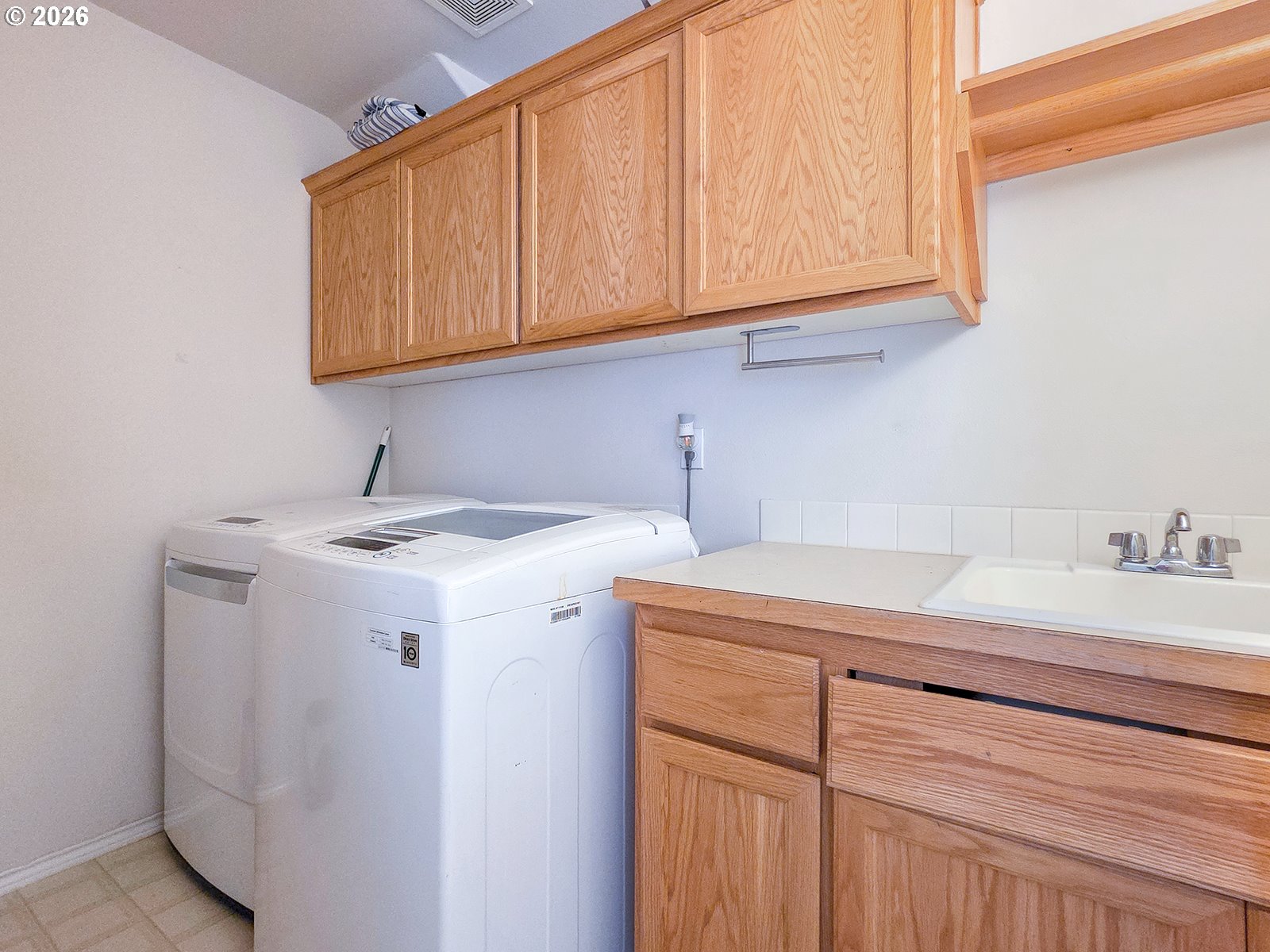 22297 Northeast Failing Street Fairview, OR 97024 - Photo 30 of 41