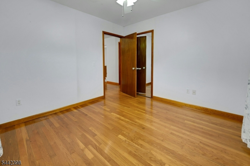 61 Fairmount Road Parsippany, NJ 07054 - Photo 10 of 21