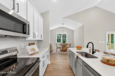 $369,900 | 4528 Fairhaven Drive West, Wilson, NC 27893