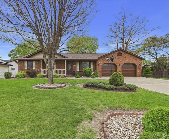 $335,000 | 193 Meadow Drive, Bethalto, IL 62010
