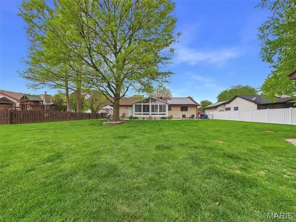 $335,000 | 193 Meadow Drive, Bethalto, IL 62010