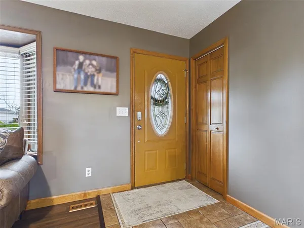 $335,000 | 193 Meadow Drive, Bethalto, IL 62010