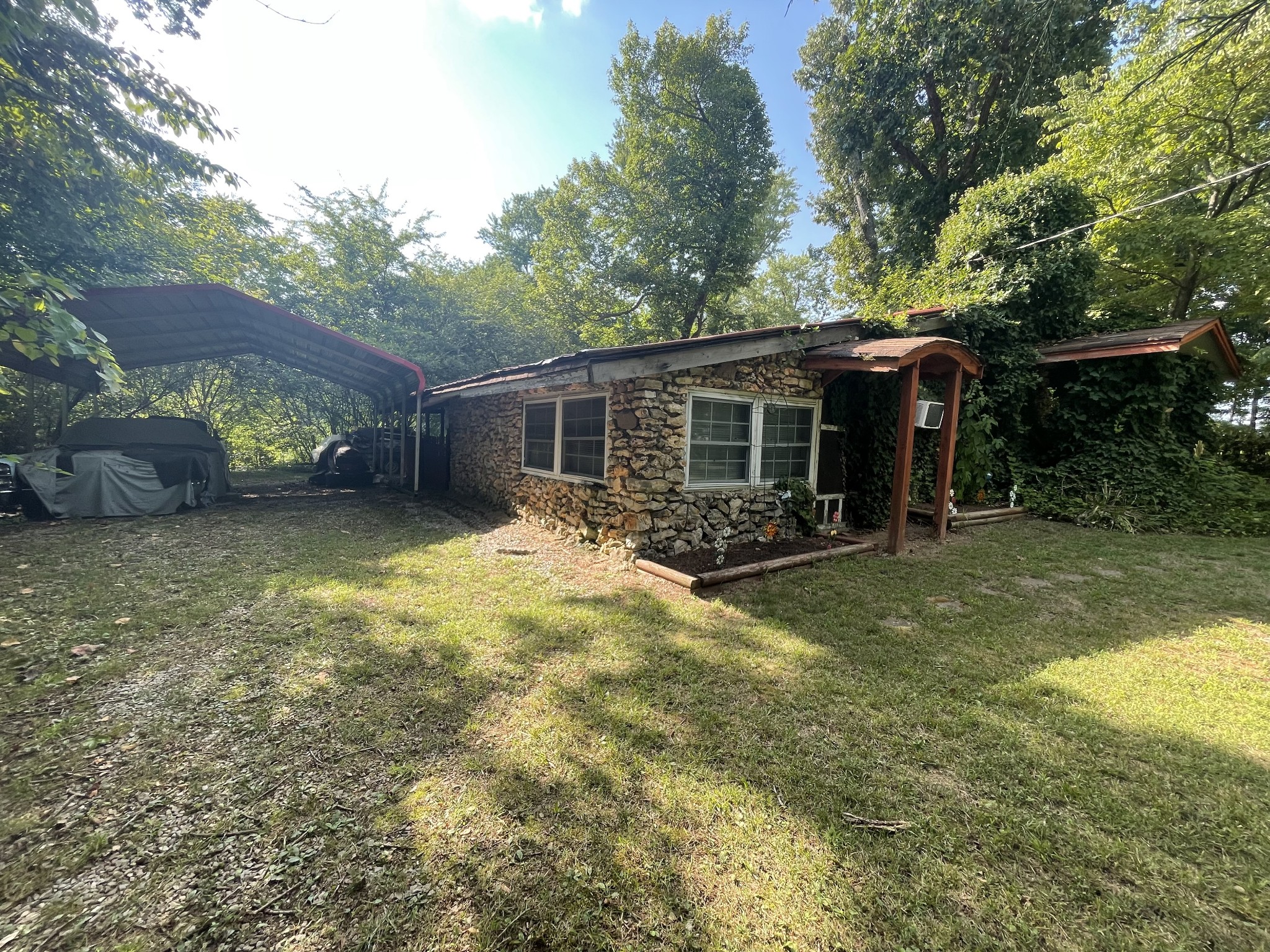 2555 Buffalo Road Lawrenceburg, TN 38464 - Photo 1 of 20 Gallery Image 1