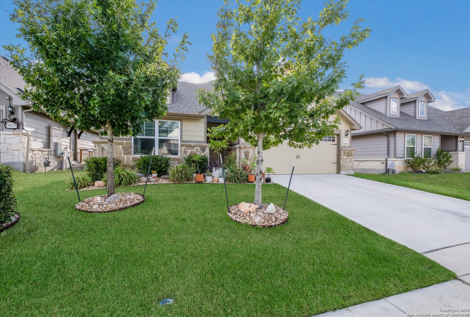 9029 Curling Post Schertz, TX 78154 - Photo 4 of 53 a view of a house with a yard and table and chairs