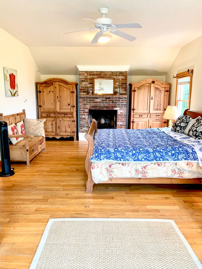 650 Lighthouse Road Aquinnah, MA 02535 - Photo 33 of 57 Gallery Image 33
