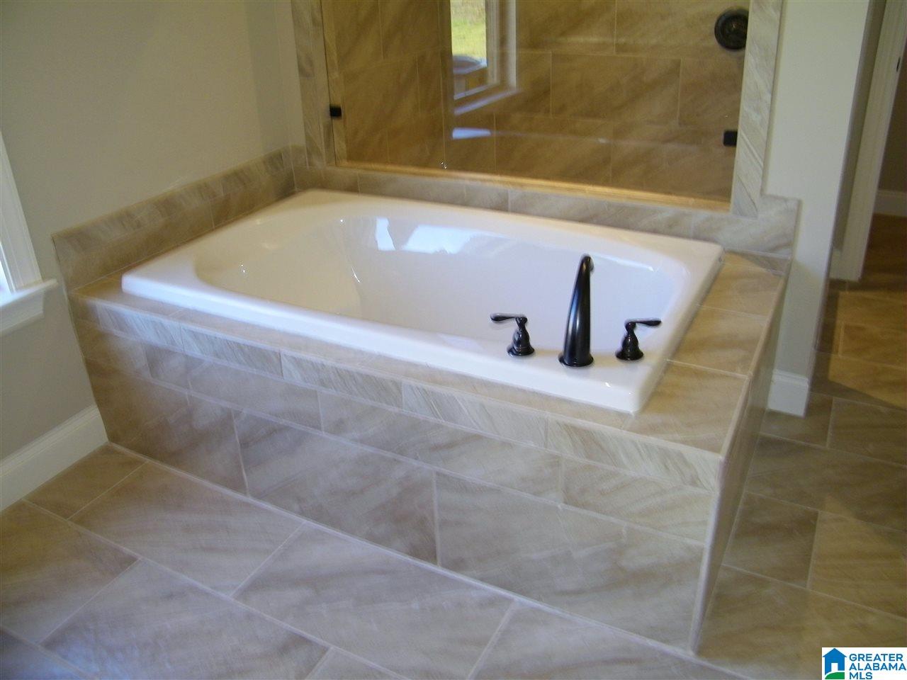 611 Round Road Alabaster, AL 35114 - Photo 25 of 45 Gallery Image 25