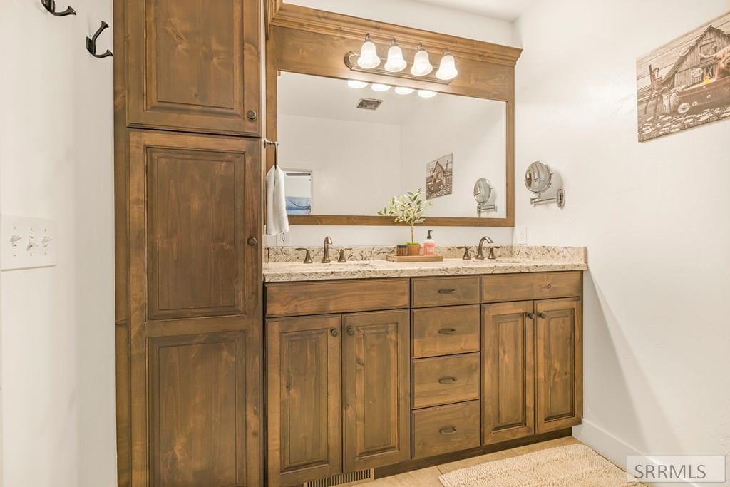 3552 East 630 North Menan, ID 83434 - Photo 27 of 69