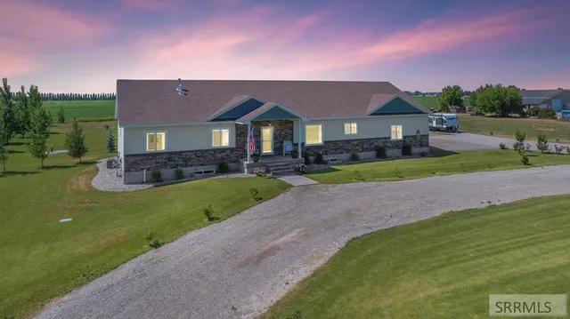 $780,000 | 3552 East 630 North, Menan, ID 83434