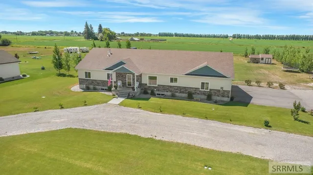 $780,000 | 3552 East 630 North, Menan, ID 83434