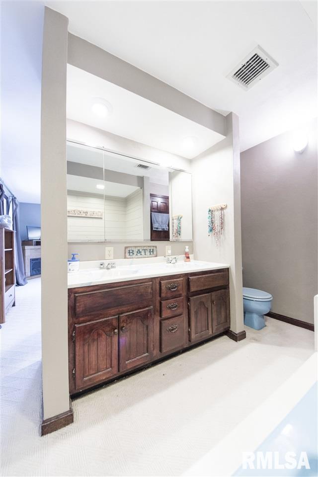 3900 Sheridan Road Pekin, IL 61554 - Photo 27 of 36 Gallery Image 27