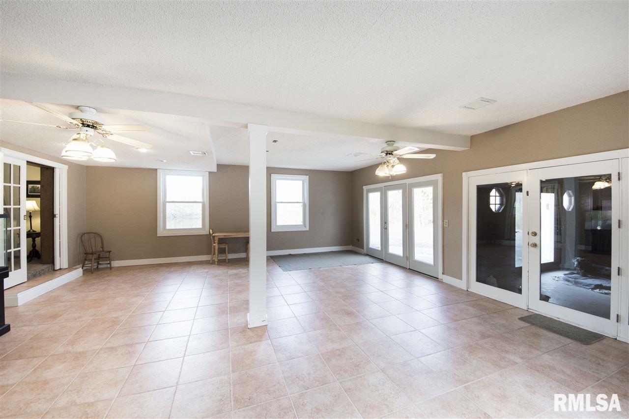 3900 Sheridan Road Pekin, IL 61554 - Photo 5 of 36 Gallery Image 5