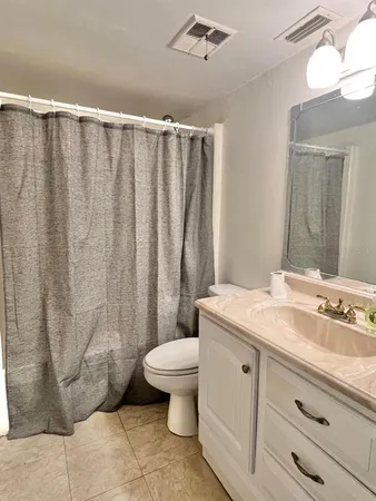 $1,400 | 4611 West North B Street, Unit 125, Tampa, FL 33609