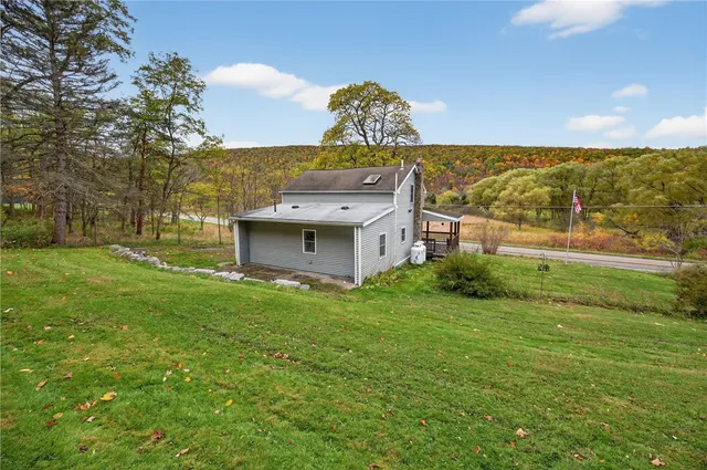 $174,999 | 4967 Highway 64, Bristol, NY 14424