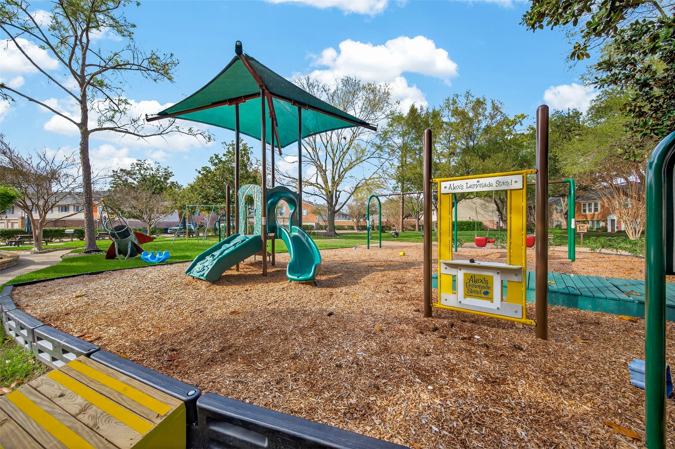 6404 Burgoyne Road, Unit 159 Houston, TX 77057 - Photo 18 of 39 Club House Playground 2