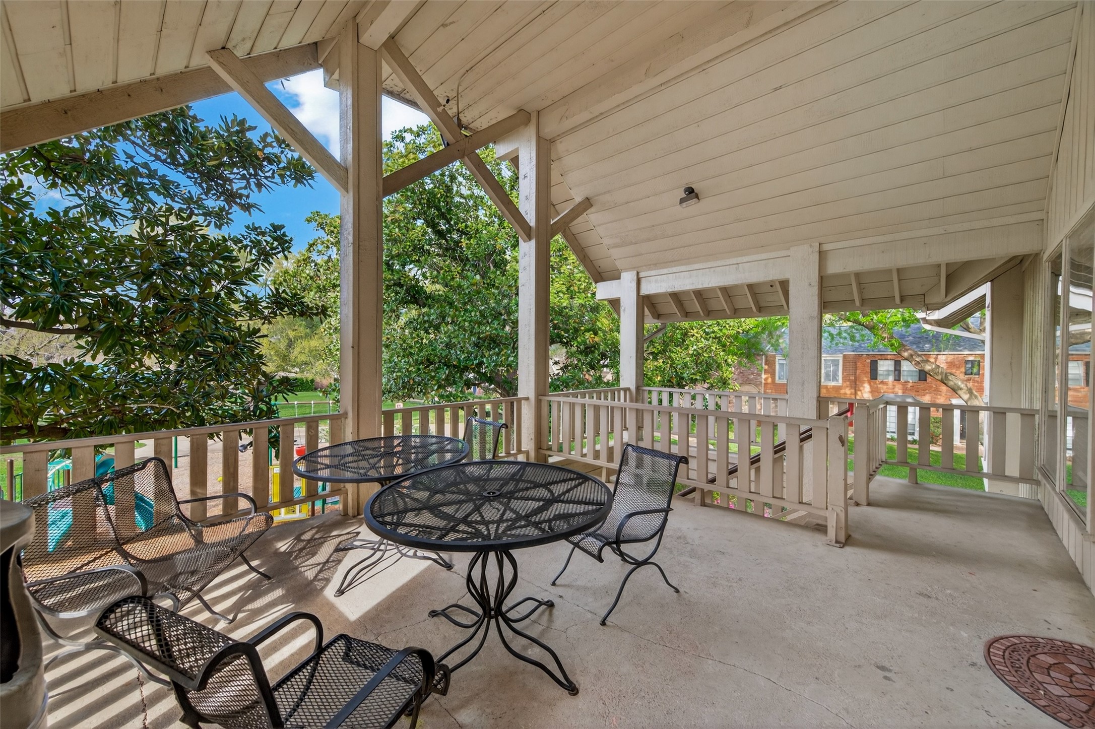 6404 Burgoyne Road, Unit 159 Houston, TX 77057 - Photo 26 of 39 Club House 5