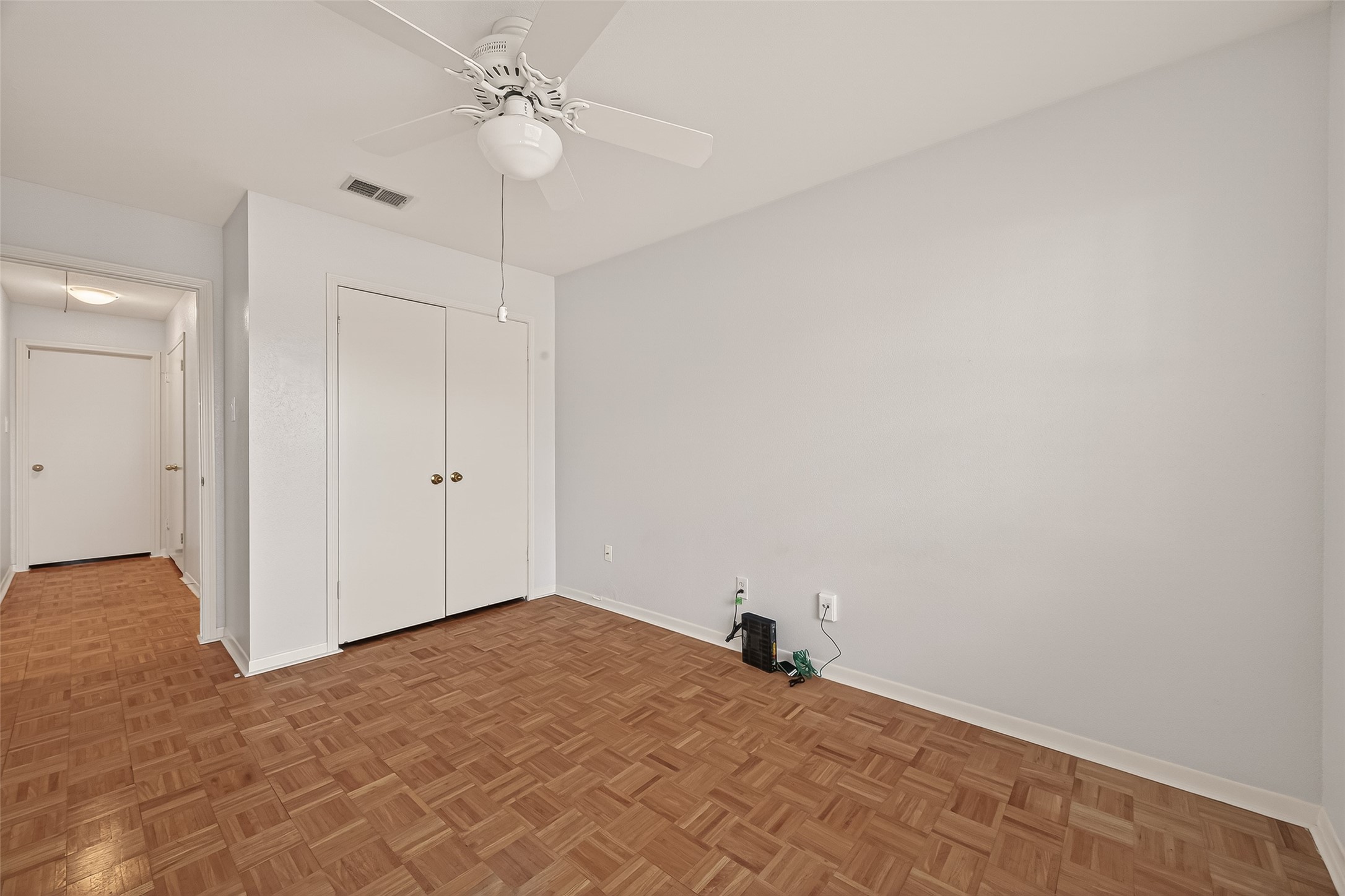 6404 Burgoyne Road, Unit 159 Houston, TX 77057 - Photo 33 of 39 Different Angle of Bedroom