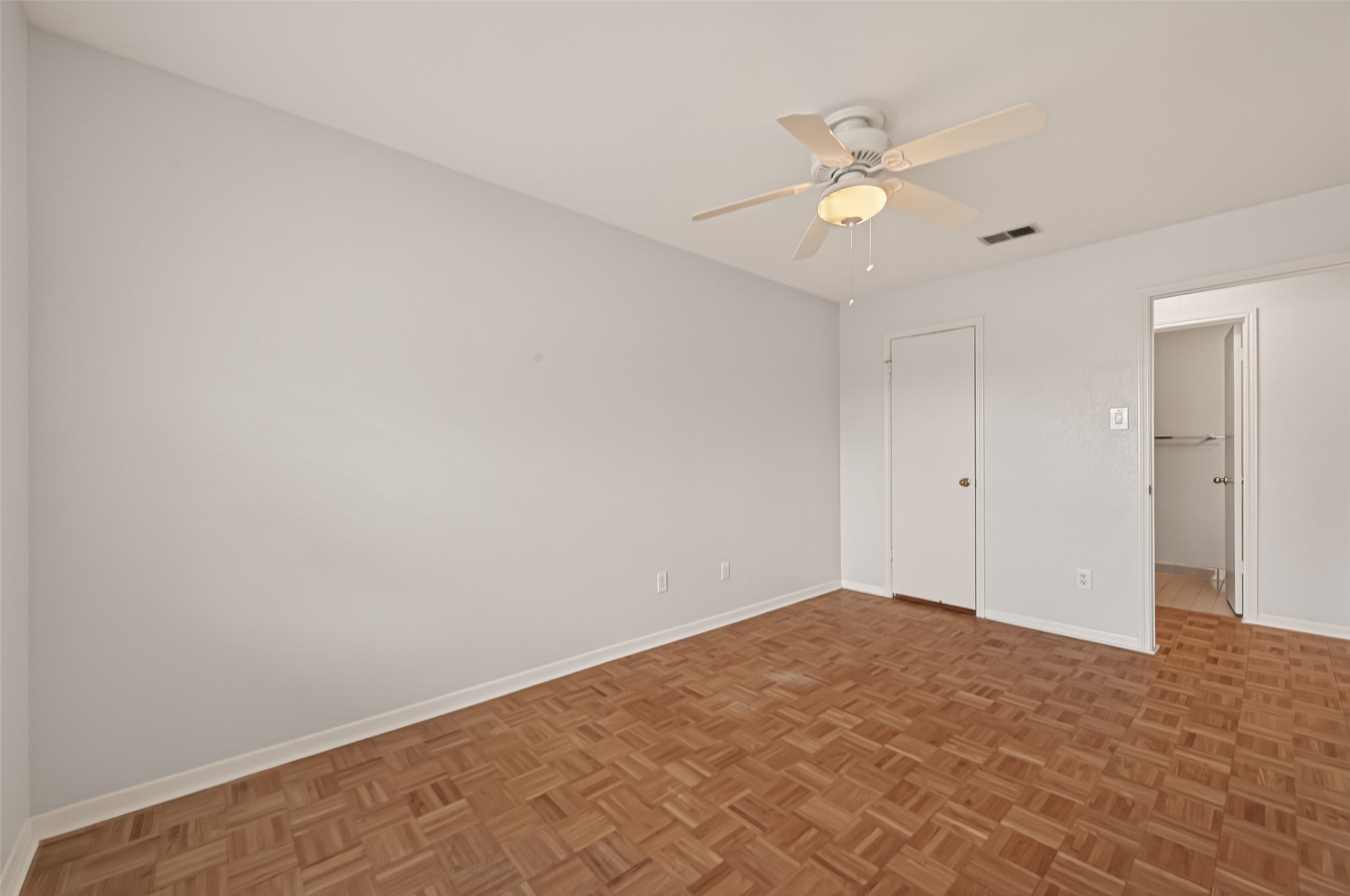 6404 Burgoyne Road, Unit 159 Houston, TX 77057 - Photo 37 of 39 Different Angle of Bedroom