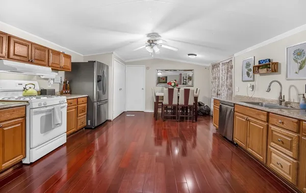 $237,499 | 1305 North Blair Avenue, Cleveland, TX 77327