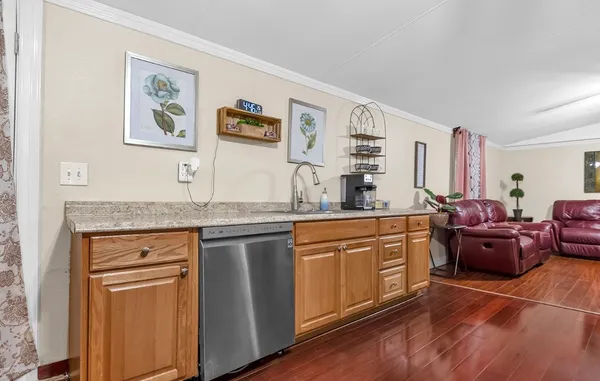 $237,499 | 1305 North Blair Avenue, Cleveland, TX 77327