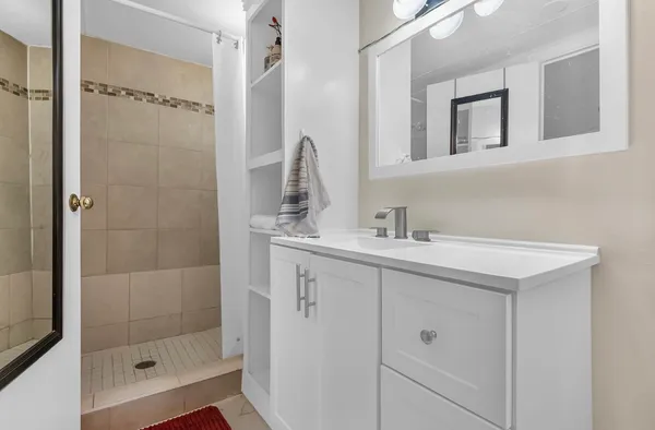 $237,499 | 1305 North Blair Avenue, Cleveland, TX 77327