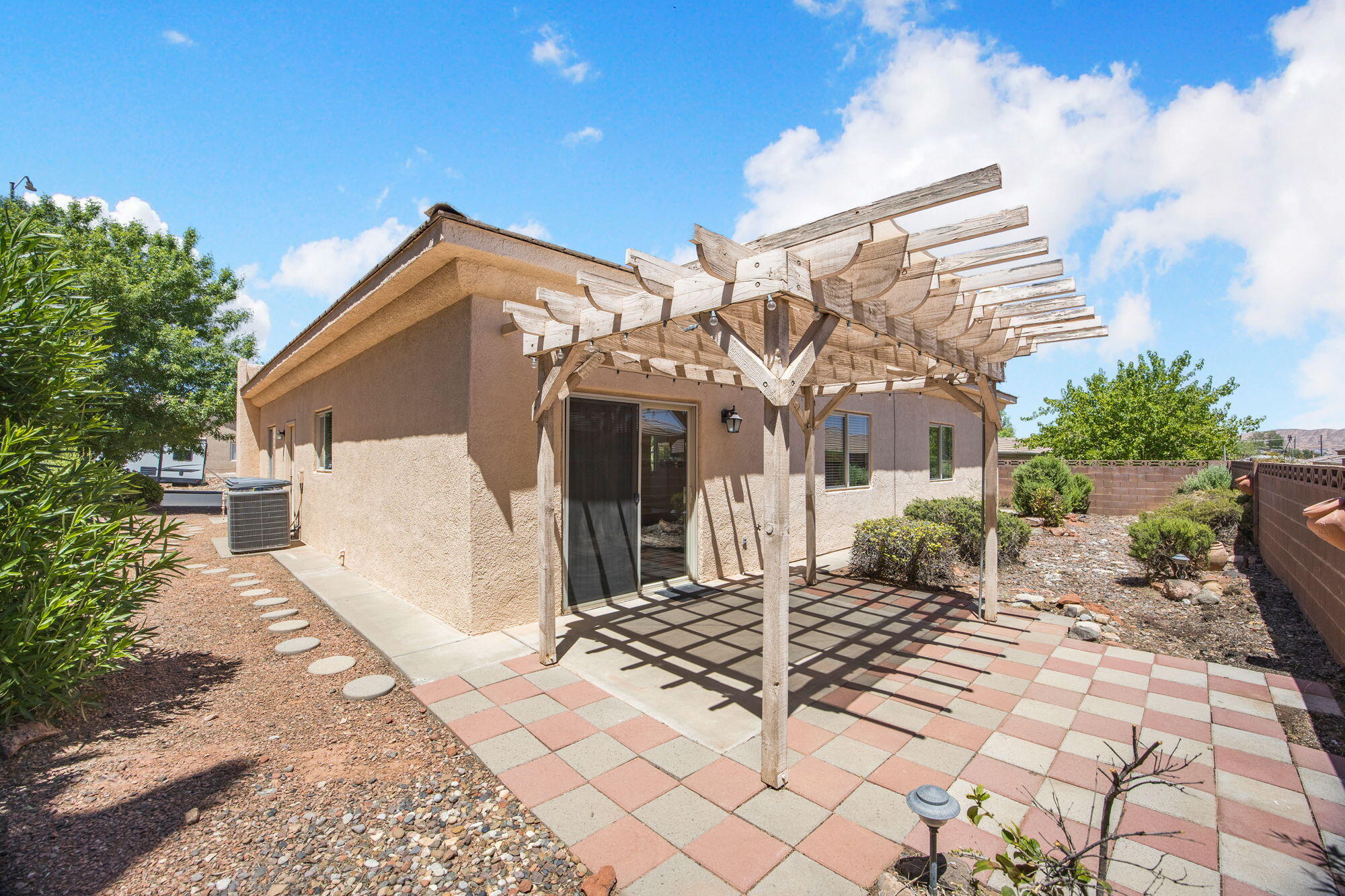 2412 East 50 S Street St. George, UT 84790 - Photo 26 of 38 33-web-or-mls-UH2A6515