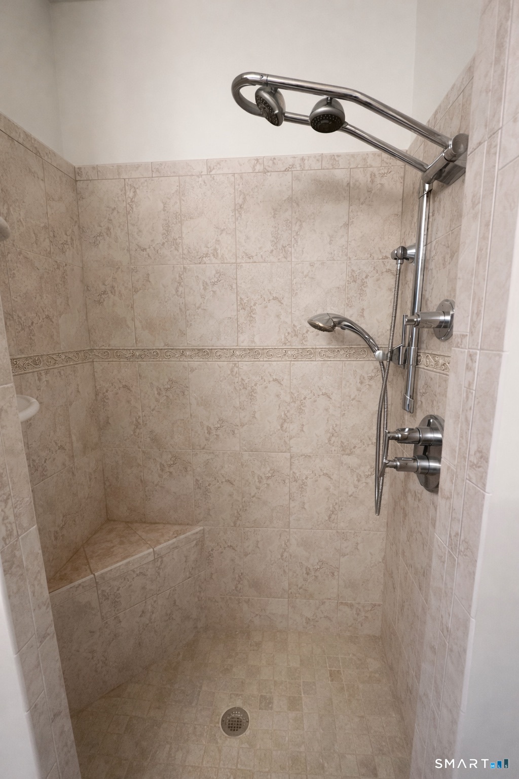44 Hard Street, Unit 4 New Haven, CT 06515 - Photo 11 of 14 a bathroom with a shower