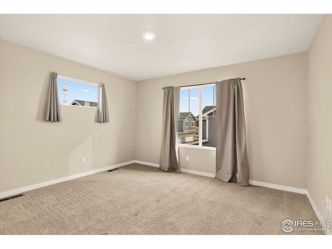 307 Penguin Street Johnstown, CO 80534 - Photo 29 of 34 Primary bedroom