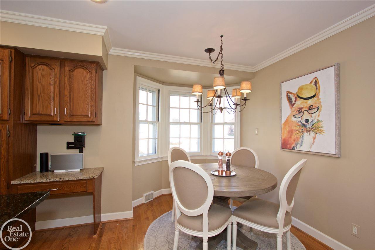 1147 Harvard Road Grosse Pointe, MI 48230 - Photo 21 of 48 31342989-20.JPG
