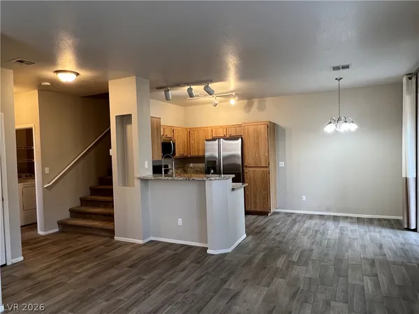 $1,775 | 251 South Green Valley Parkway, Unit 1214, Henderson, NV 89012