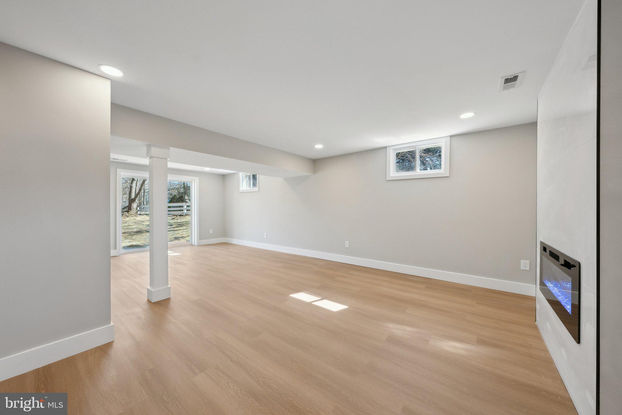 9900 Manet Road Burke, VA 22015 - Photo 46 of 51 Gallery Image 46