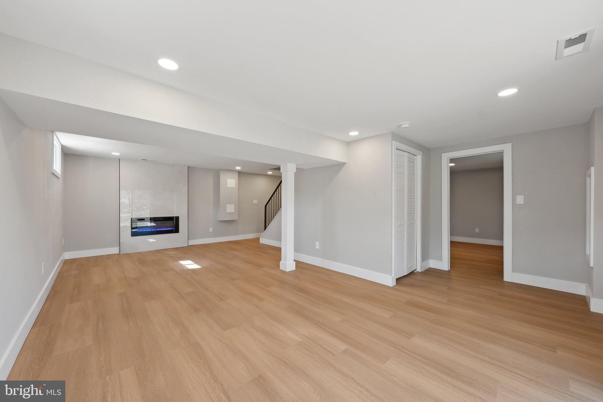 9900 Manet Road Burke, VA 22015 - Photo 48 of 51 Gallery Image 48