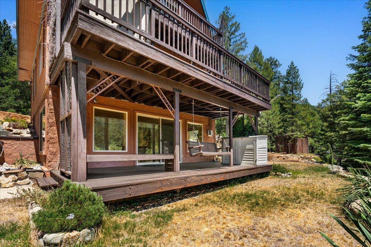 200 Craycroft Ridge Road Downieville, CA 95936 - Photo 22 of 34 a view of a house with backyard and porch