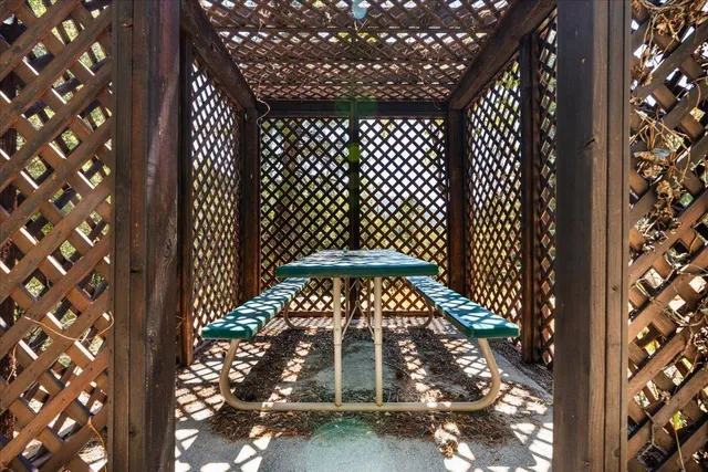 a view of outdoor kitchen