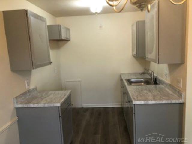 20240 Vernier Road, Unit D D8 Harper Woods, MI 48225 - Photo 3 of 11
