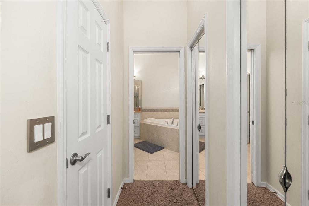 3737 Southwest 74th Drive Gainesville, FL 32608 - Photo 16 of 34